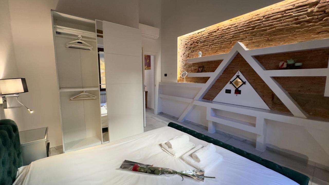Suite Stylish & Cozy Apartment In The Heart Of Floransa Dış mekan fotoğraf