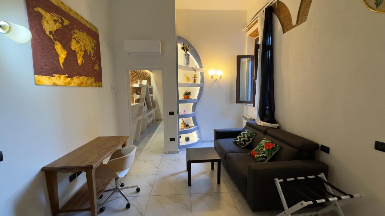 Suite Stylish & Cozy Apartment In The Heart Of Floransa Dış mekan fotoğraf