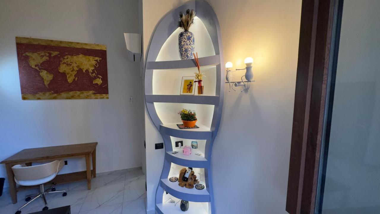 Suite Stylish & Cozy Apartment In The Heart Of Floransa Dış mekan fotoğraf