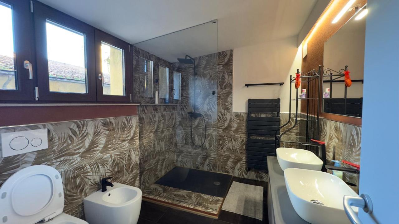 Suite Stylish & Cozy Apartment In The Heart Of Floransa Dış mekan fotoğraf